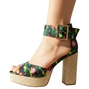 KAYLEEN By Los Angeles Tropical Floral Platform Heel - Size 6